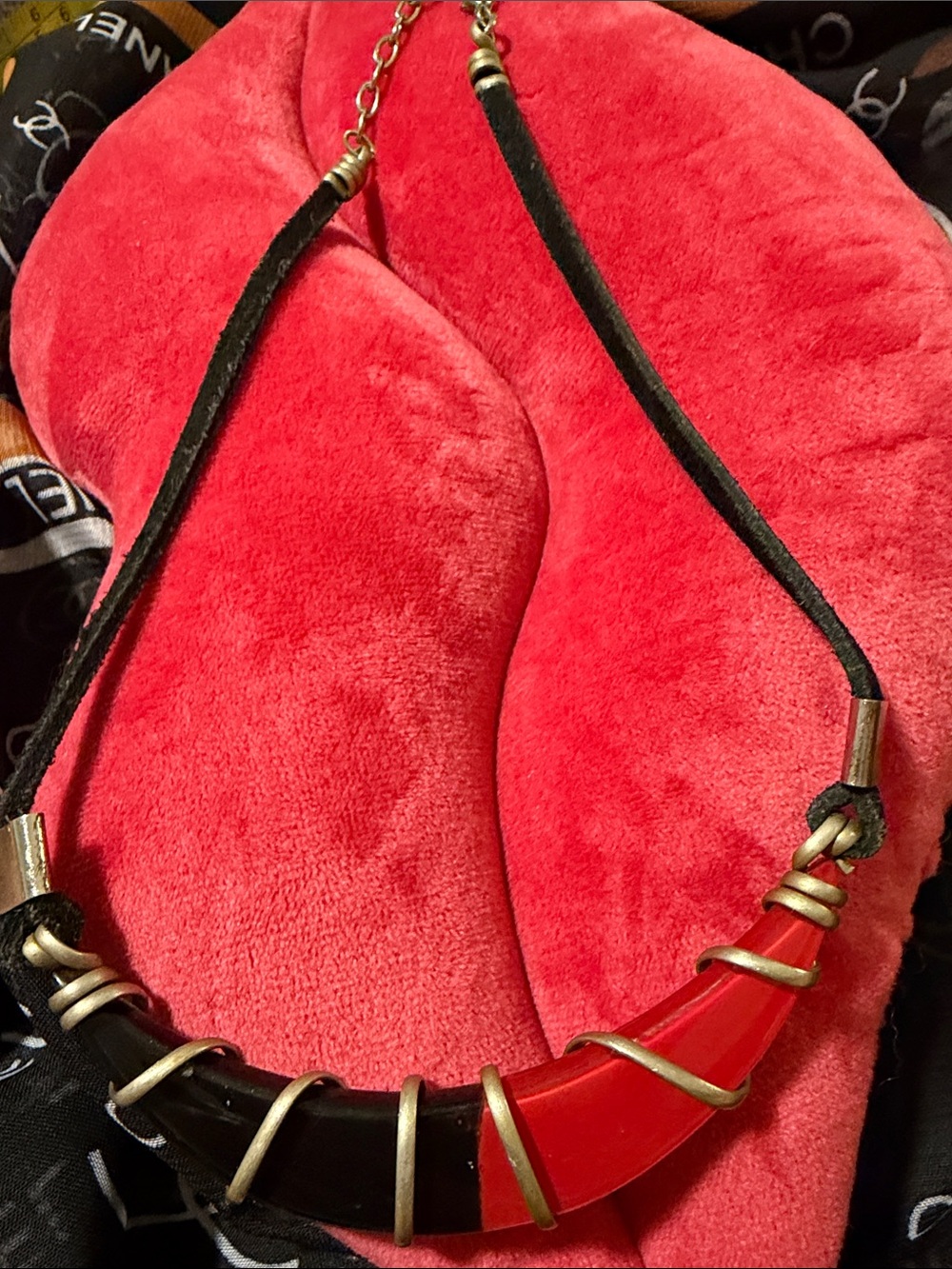Women's Two-Tone Red & Black Statement Necklace Accessory